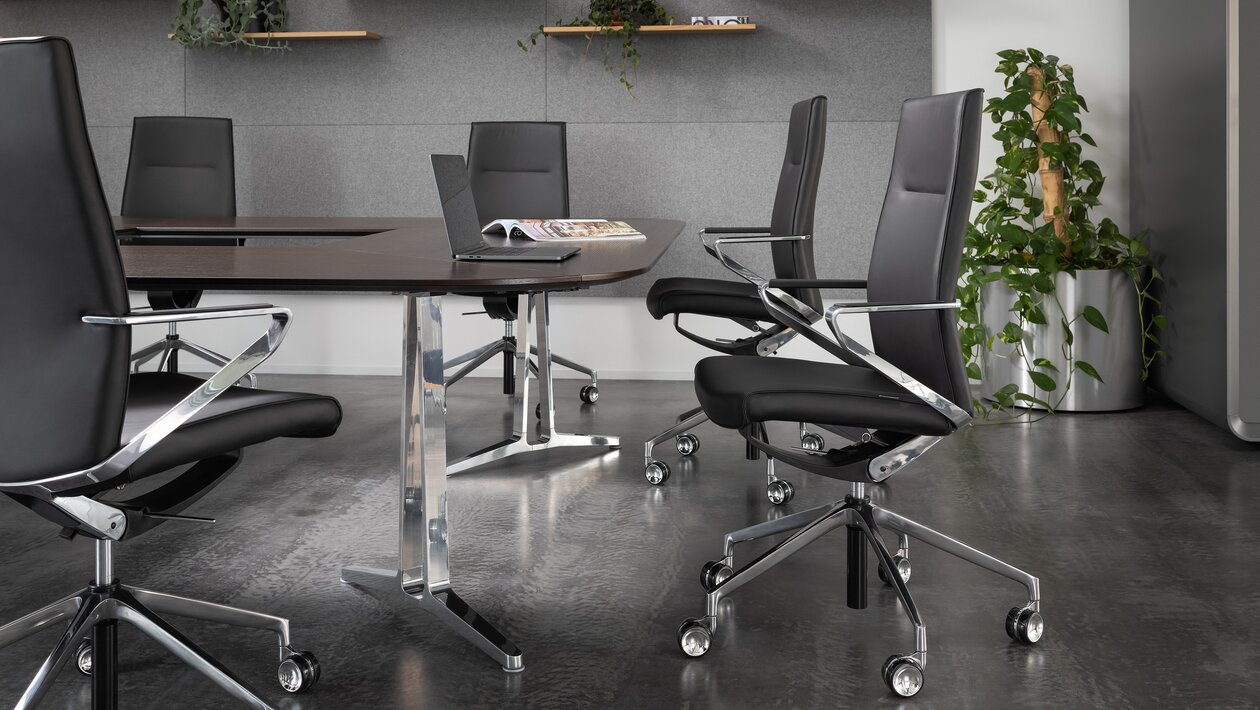 Group of conference chairs in an office.