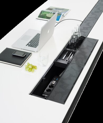 goulotte horizontale pour une table de réunion
