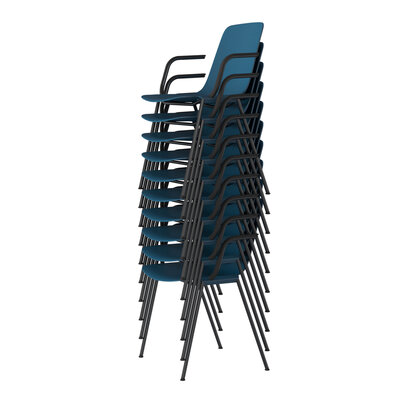 stapel blauwe stoelen met armleuningen