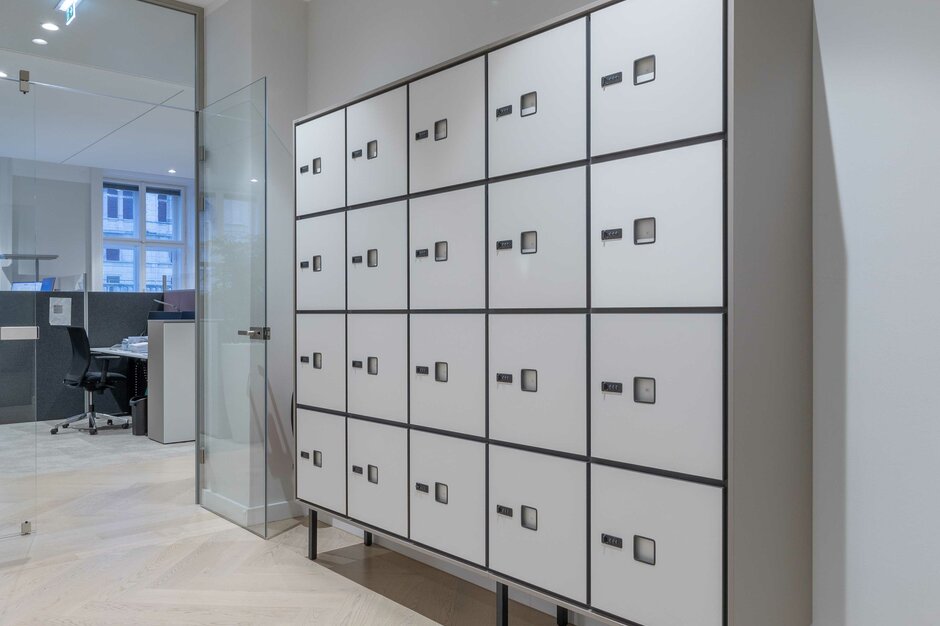 Pharmig | © Martin Zorn Photography Beige locker. | © Martin Zorn Photography