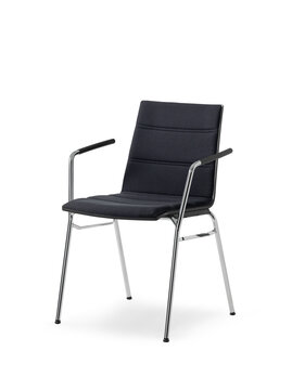 zwart gestoffeerde stoel met armleuningen