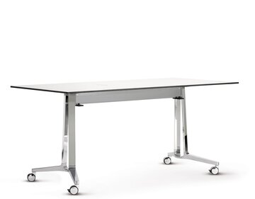 table pliante sur roulettes avec piètement forme V